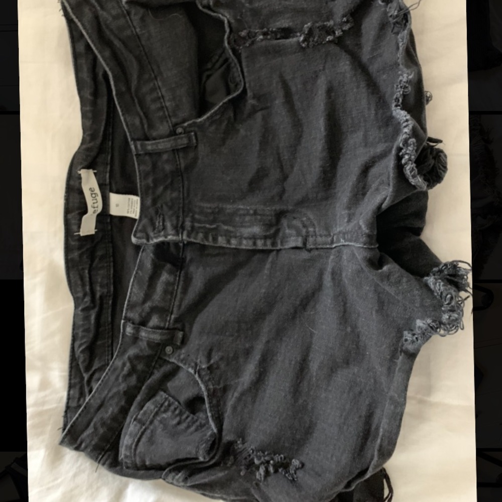 Refuge Black Jean Shorts Size 10